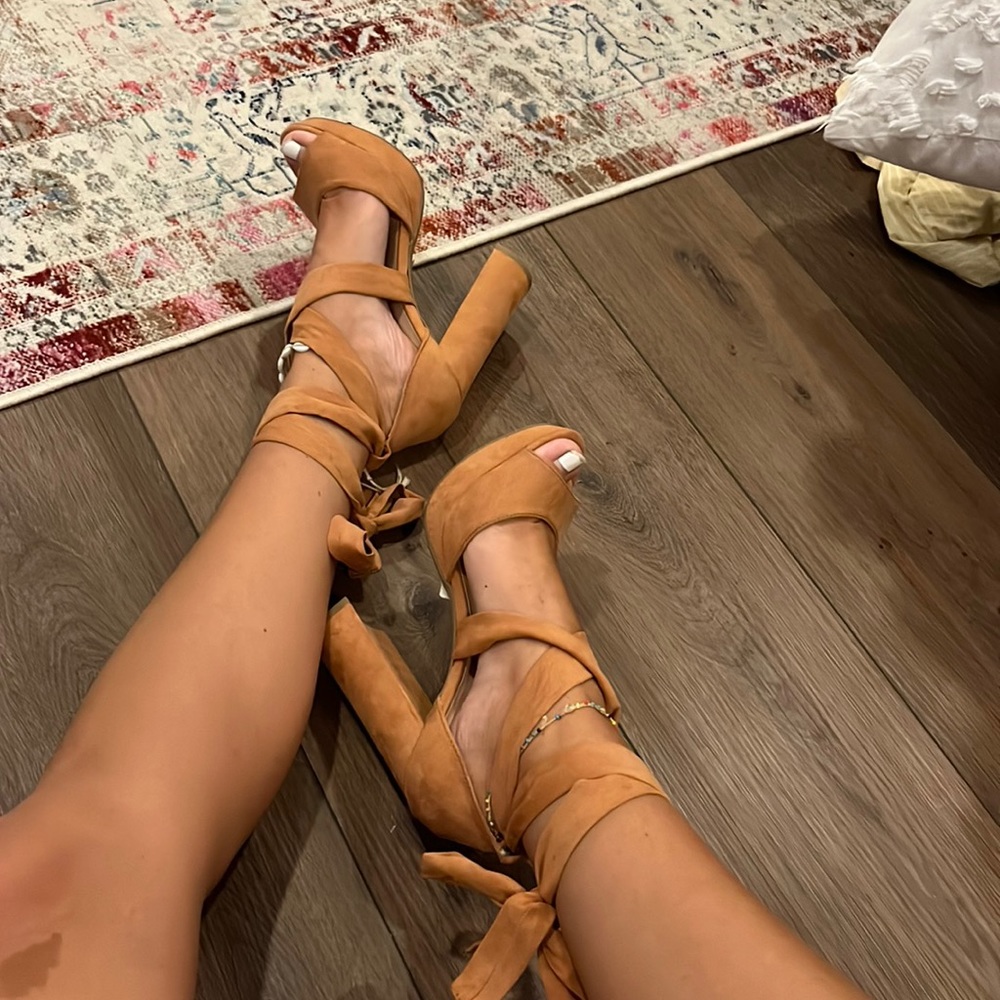 Nude Lace-Up Ballerina heels!